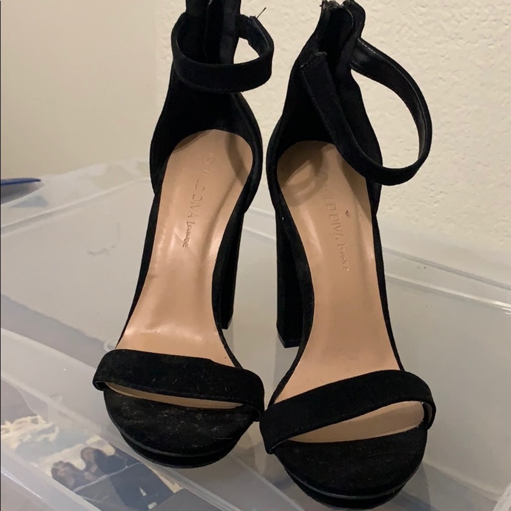 Chunky heels